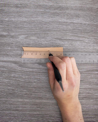 Mål opp lengden - 5cm