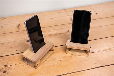 Ferdig mobiltelefon holder/høytaler