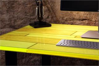 Neon Plank Table - Skrivebord