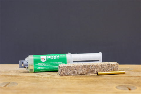 how-to-woodturn-a-pen-gluing-1