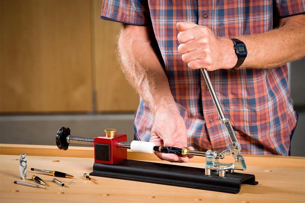 how-to-woodturn-a-pen-penassembly