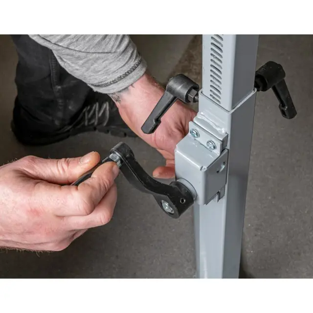 Støtterulle med sveivjustertering Axminster 