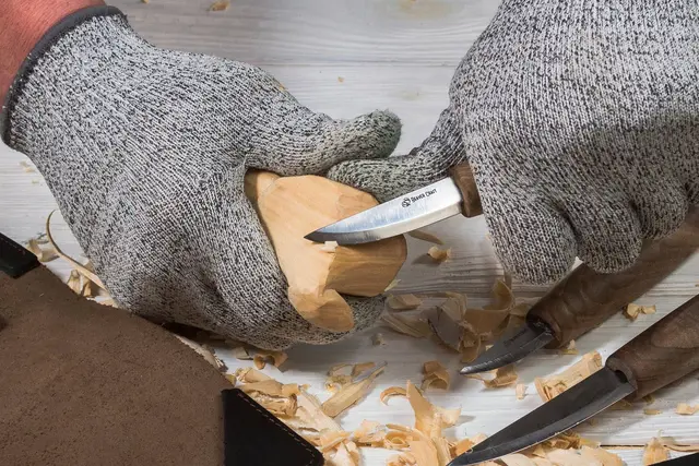 Spikkesett S19X i lærmappe 3 kniver og slipeutstyr. Beavercraft 