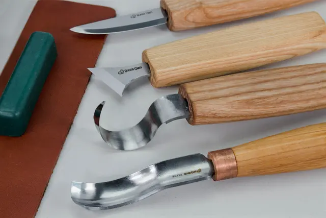 Spikkesett S19Book i gaveeske 4 kniver og slipeutstyr. Beavercraft 