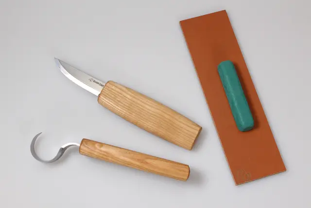 Spikkesett S01 til treskje mm. 2 kniver og slipeutstyr. Beavercraft 