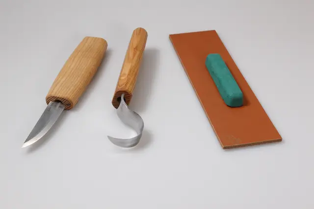 Spikkesett S01 til treskje mm. 2 kniver og slipeutstyr. Beavercraft 