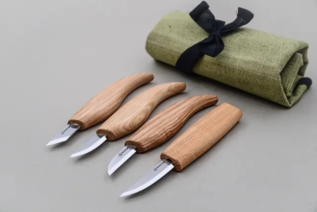 Spikkesett S07 4 kniver i mappe. Beavercraft 