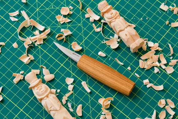 Spikkesett S17 til treskje mm. Høyre 3 kniver og slipeutstyr. Beavercraft 