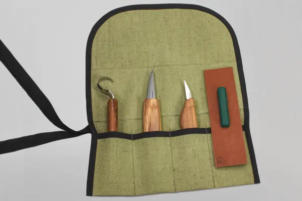 Spikkesett S17 til treskje mm. Høyre 3 kniver og slipeutstyr. Beavercraft 