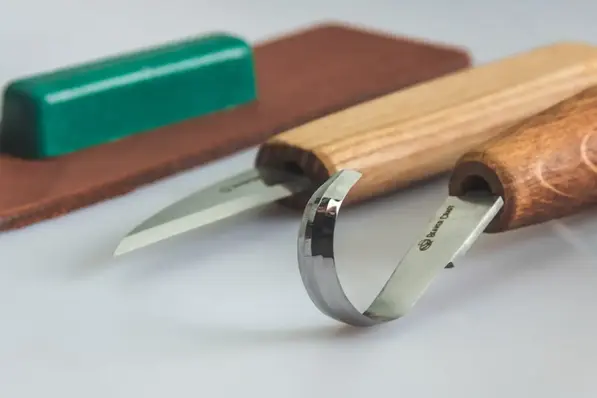 Spikkesett S47 til treskje mm. Høyre 3 kniver og slipeutstyr. Beavercraft 