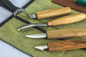 Spikkesett S49 til treskje mm. H&#248;yre 4 kniver og slipeutstyr. Beavercraft