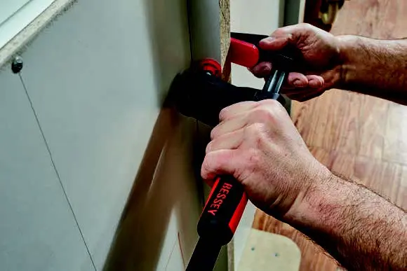 Bessey Gk45 Framskruetvinge Unike Egenskaper 