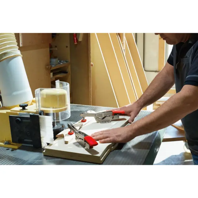 Nedtrykkstvinge horisontal STC-HH70 60 mm - Bessey 