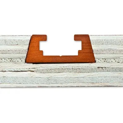 T-sporskinne. Svalehaleform 14° sider. 915mm lang 