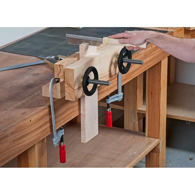 PROFESSIONAL MOXON VICE AXMINSTER 