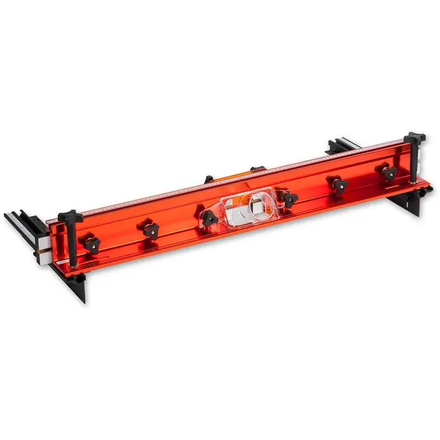 Anlegg for Fresebord Pro UJK Axminster 