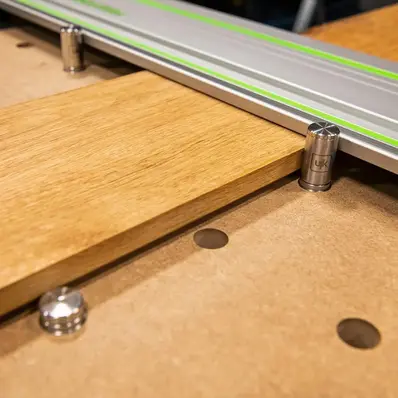 UJK Ekspanderende Parf Dogs 40mm 2 stk. Passer Ø20mm hullmønsterbord 