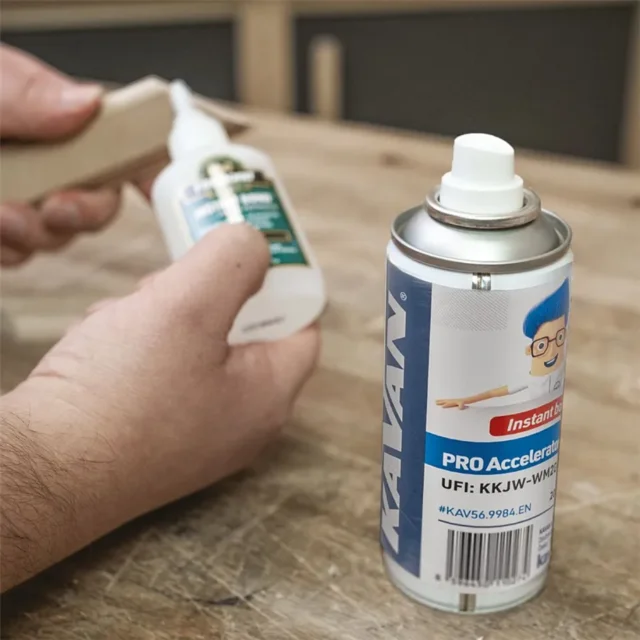 CA-limaktivator PRO 200 ml Spray for Titebond Instant og CA-lim 