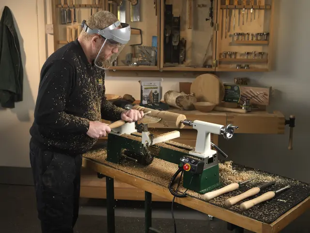 Pathfinder elektronisk tredreiebenk Record Power 