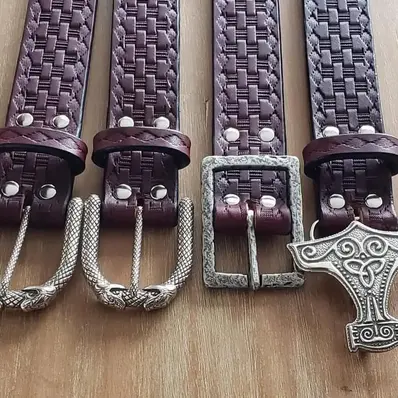 Spenne " Infinity snake " 38 mm Antikk metall 