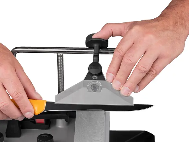 Slipejig for Kniv 140 mm Bredde , Tormek Sentrerende knivjig 