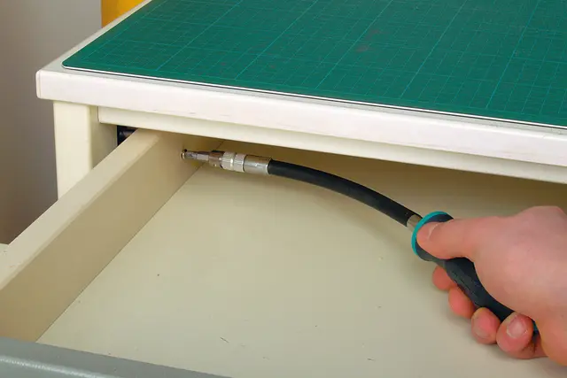 Hånd skrutrekker med fleksibelt skaft 