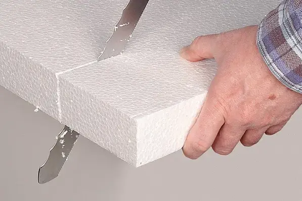 Kniv for isolasjonsmateriale Treskaft 