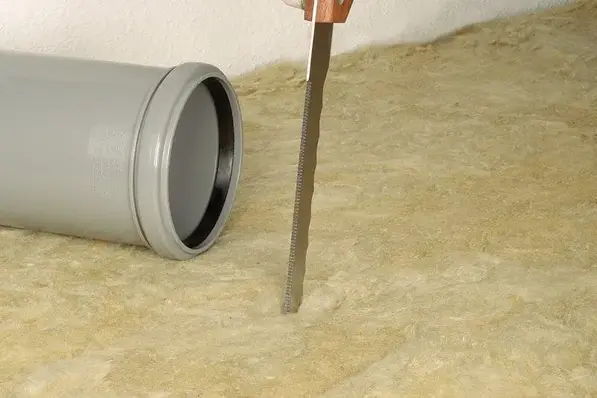 Kniv for isolasjonsmateriale Treskaft 