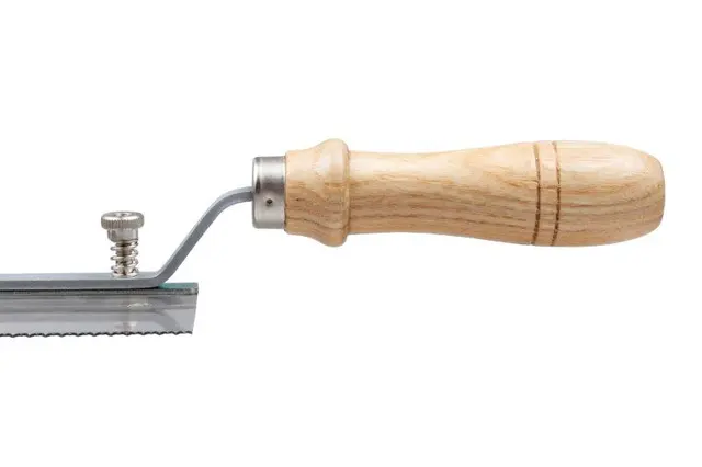 Håndsag med vinklet/dreibart skaft 