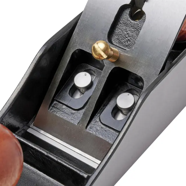 Verum Nr.4. Glatthøvel Bedrock type. 50mm Høveltann 